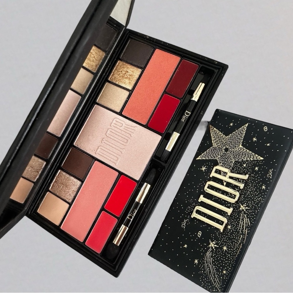 DIOR HOLIDAY COUTURE COLLECTION
SPARKLING COUTURE PALETTE
FACE, EYES & LIPS
